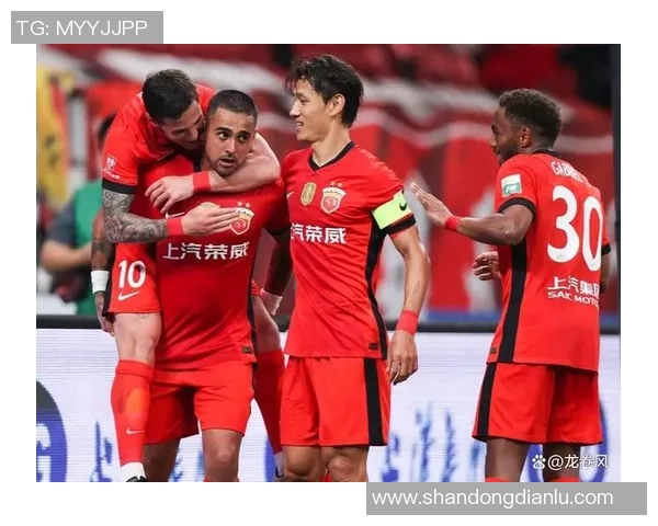 上港与全北对决深度解析双方战术与球员表现的关键因素 上港与全北对决深度解析双方战术与球员表现的关键因素