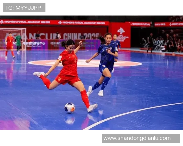 中国台北女足与中国女足的激烈对决展现女子足球的魅力与实力 中国台北女足与中国女足的激烈对决展现女子足球的魅力与实力