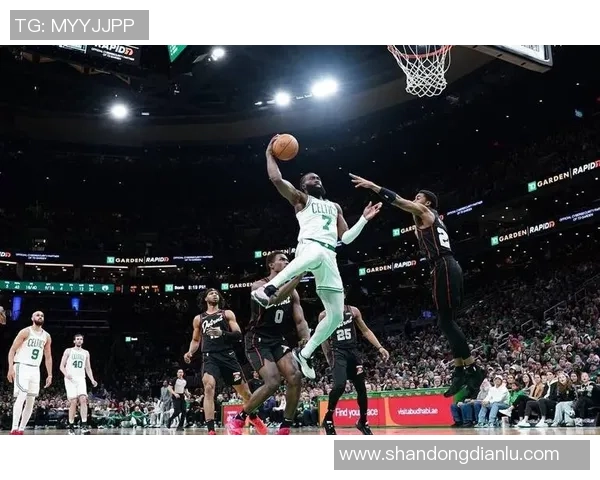 凯尔特人对阵活塞精彩比赛视频回顾与分析尽在这里 凯尔特人对阵活塞精彩比赛视频回顾与分析尽在这里