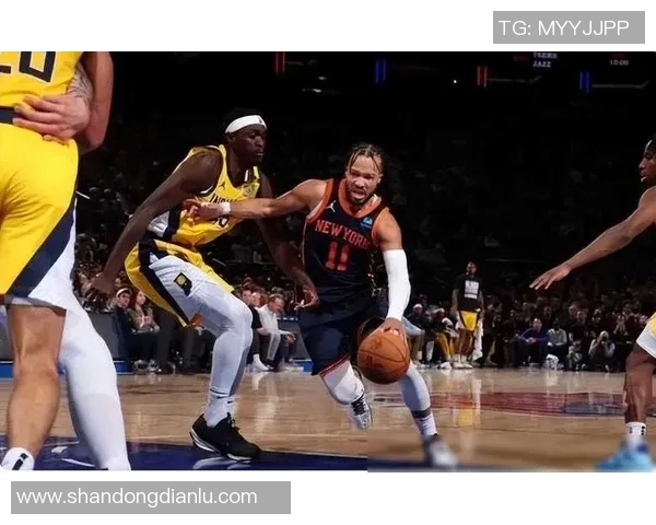 勇士与尼克斯激战回顾：2016年2月1日的篮球盛宴与精彩瞬间