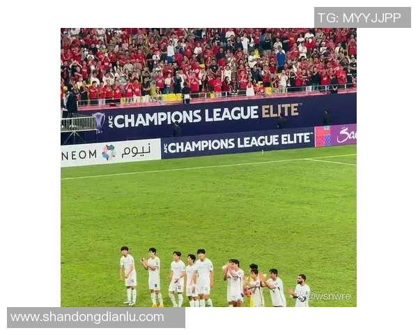 江原对阵三星的精彩较量揭示了韩国足球的竞争魅力与战术智慧 江原对阵三星的精彩较量揭示了韩国足球的竞争魅力与战术智慧