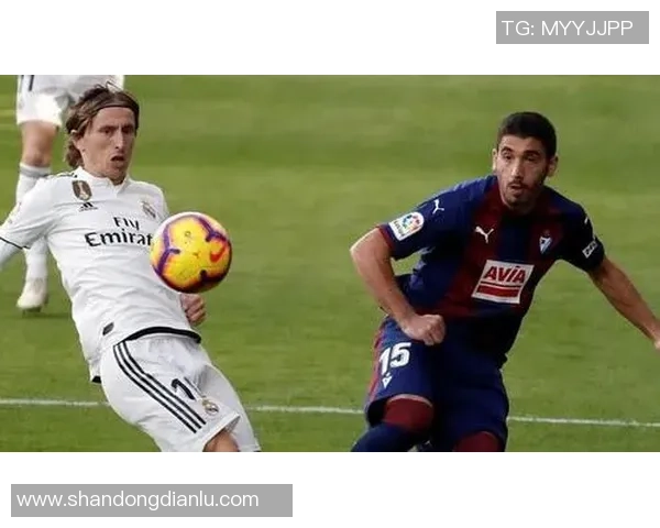 皇马与埃瓦尔精彩对决全场录像回放及赛后分析分享